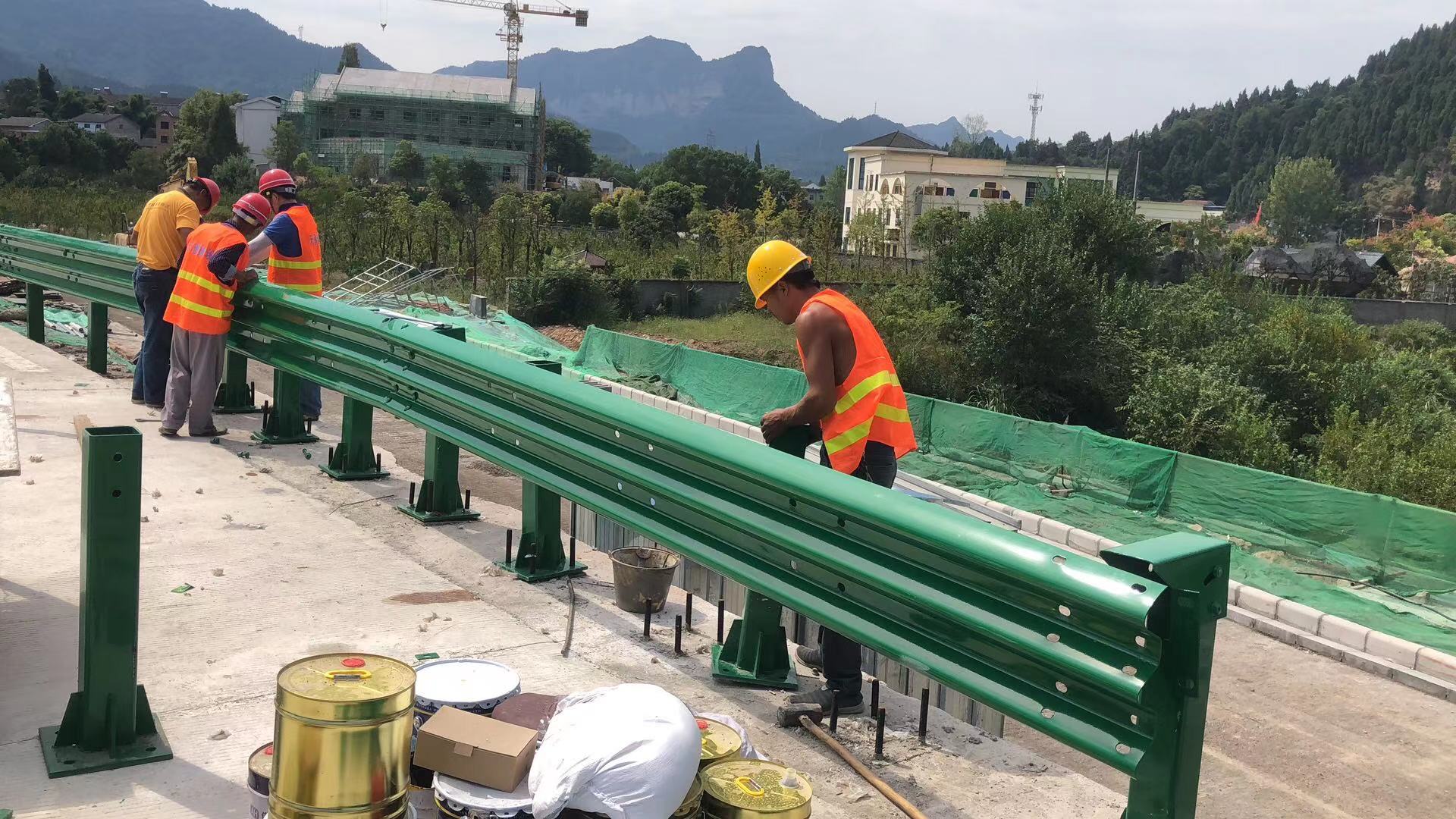 绍兴县乡村公路波形护栏热镀锌波形护栏 - 推荐